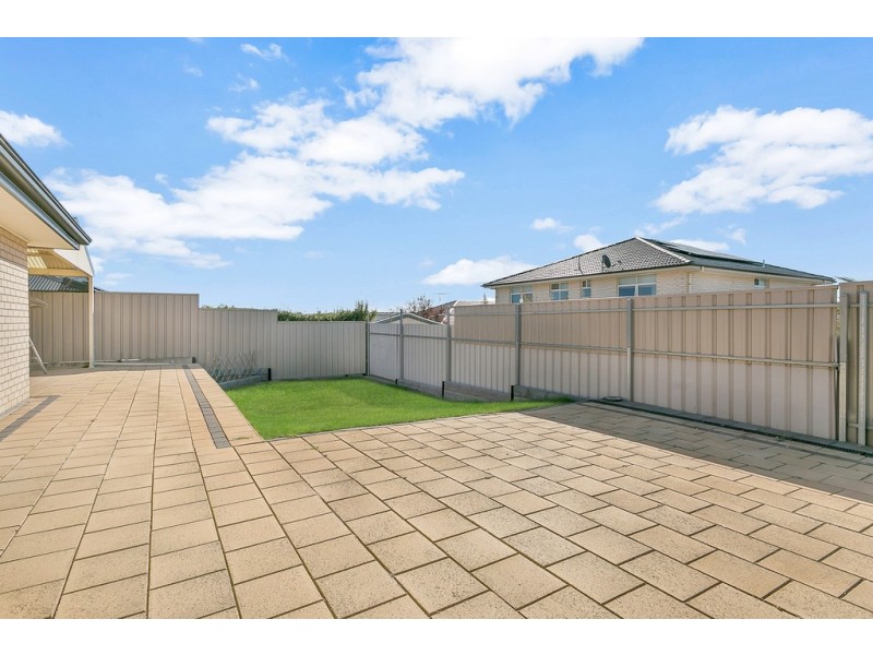 65 Esperance Boulevard, Seaford Rise SA 5169