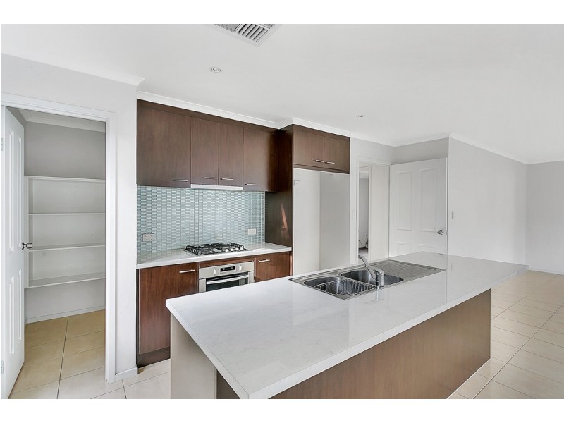 35 Manly Court, Seaford Rise SA 5169