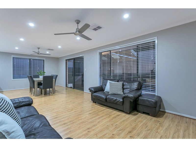 83 Beachport Road, Seaford Rise SA 5169