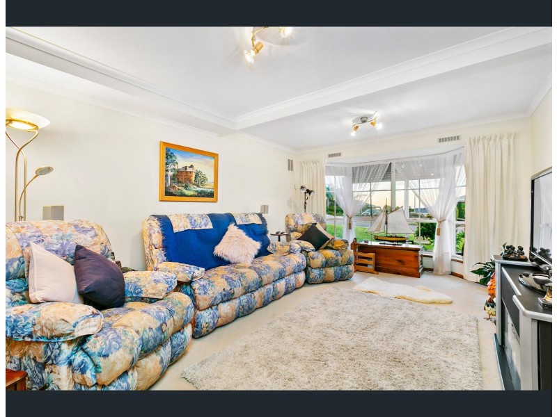 2 Goodrington Way, Moana SA 5169
