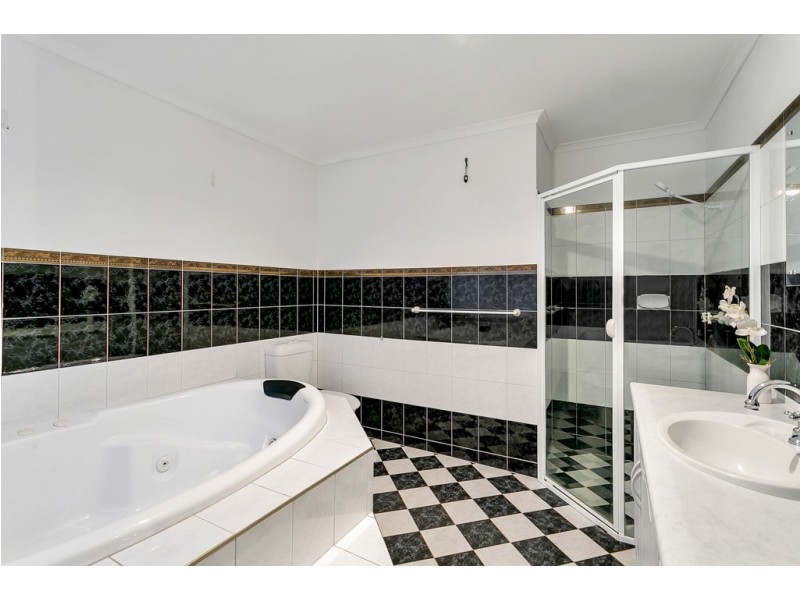 5 Austin Court, Sheidow Park SA 5158