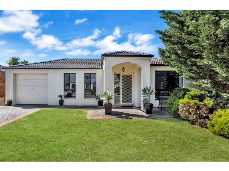 25 Blue Bay Avenue, Aldinga Beach SA 5173