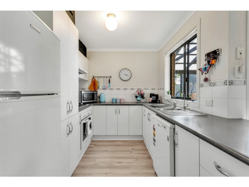 25 Blue Bay Avenue, Aldinga Beach SA 5173