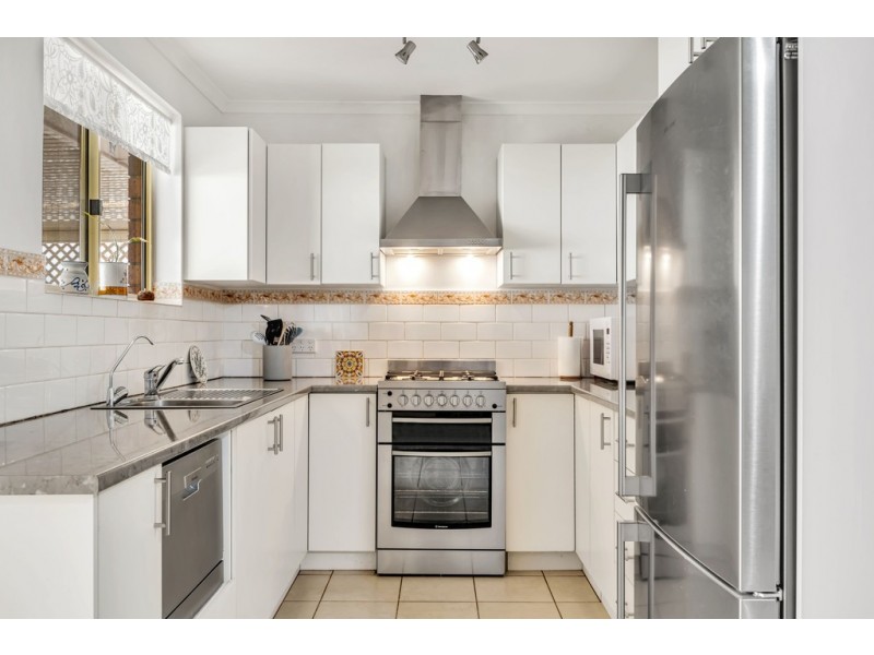 6 Ballina Court, Huntfield Heights SA 5163