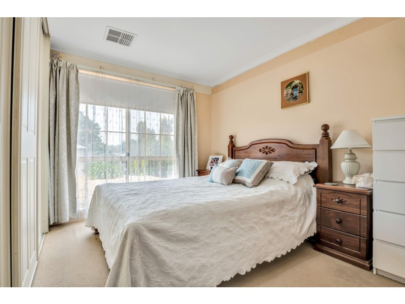 6 Ballina Court, Huntfield Heights SA 5163