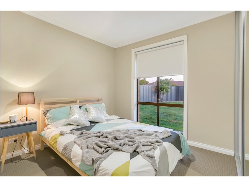 45 Neeangarra Crescent, Hallett Cove SA 5158