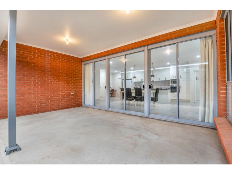10 Teal Avenue, Moana SA 5169