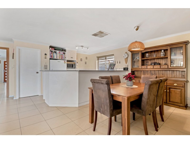 23 Babbacombe Drive, Moana SA 5169