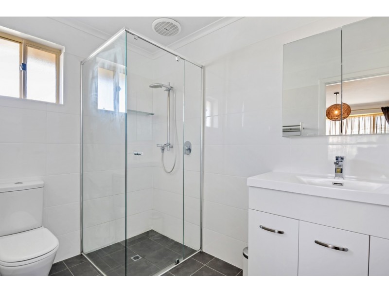 23 Babbacombe Drive, Moana SA 5169