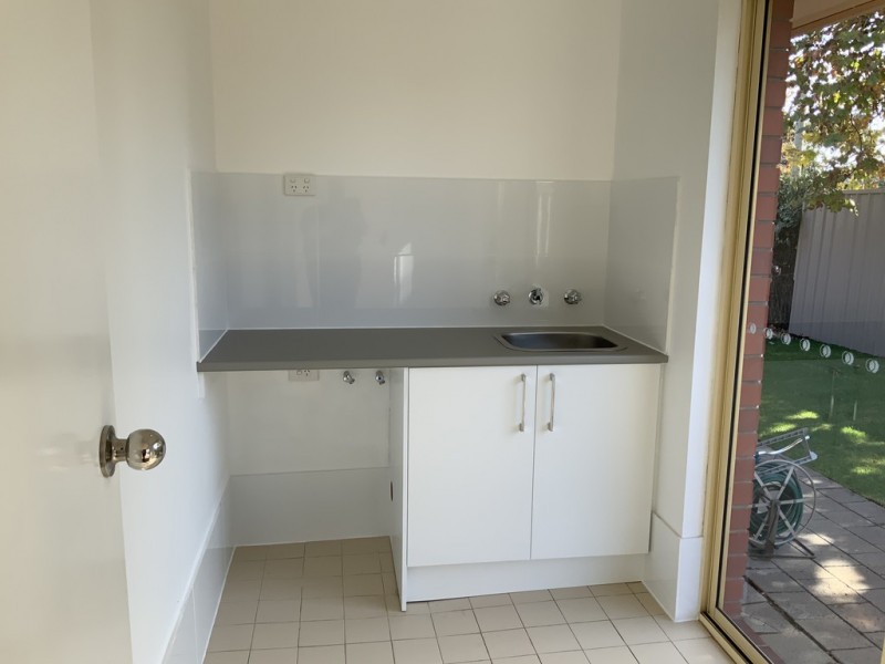 2/ 2 Barbados Drive, Seaford Rise SA 5169