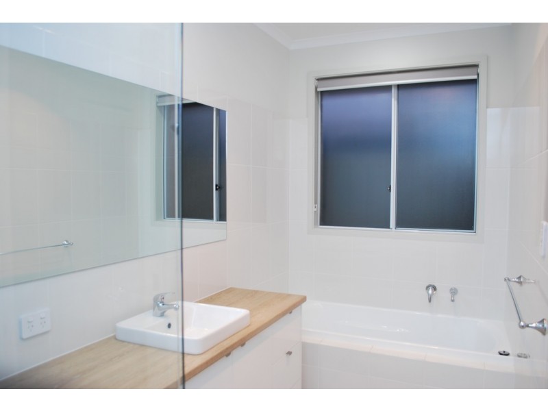 12 Domain Street, Moana SA 5169