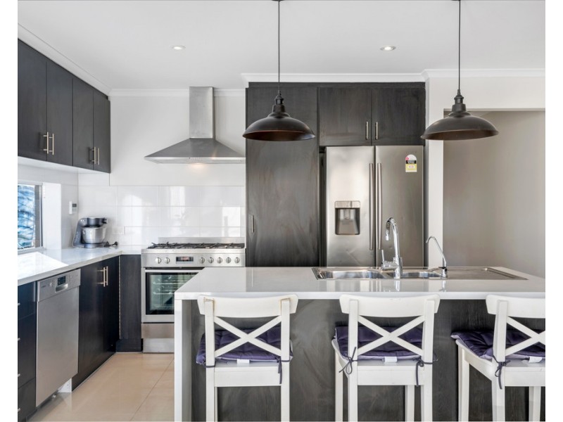 23 Adel Circuit, Huntfield Heights SA 5163