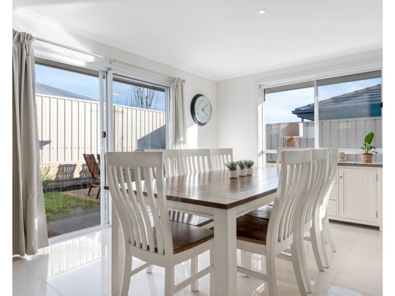 23 Adel Circuit, Huntfield Heights SA 5163