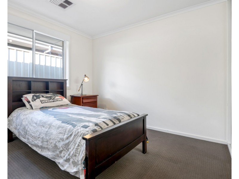 23 Adel Circuit, Huntfield Heights SA 5163