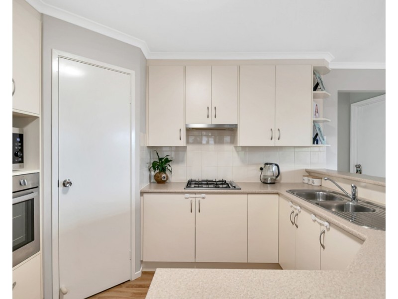 21 Edithburgh Avenue, Seaford Rise SA 5169