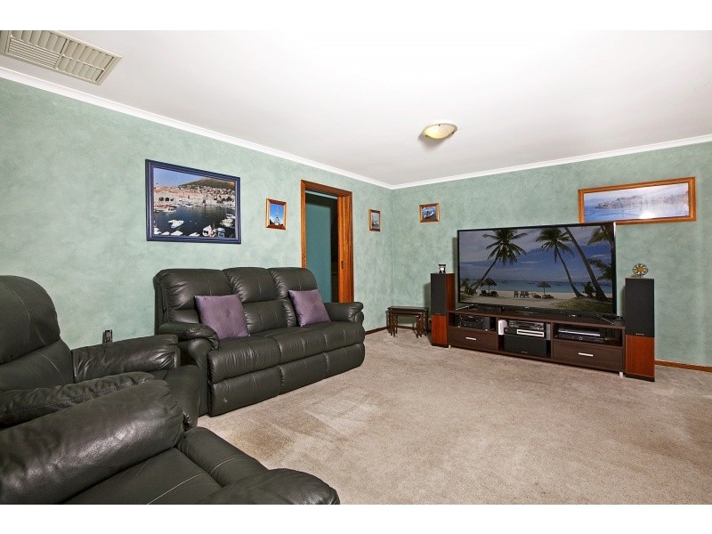 3 Petrel Close, Seaford Rise SA 5169