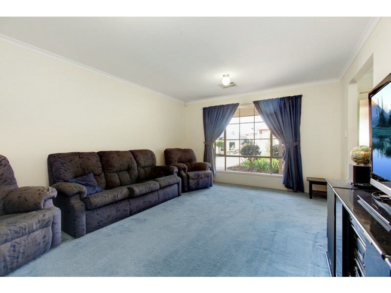 11 Tennyson Street, Seaford Rise SA 5169