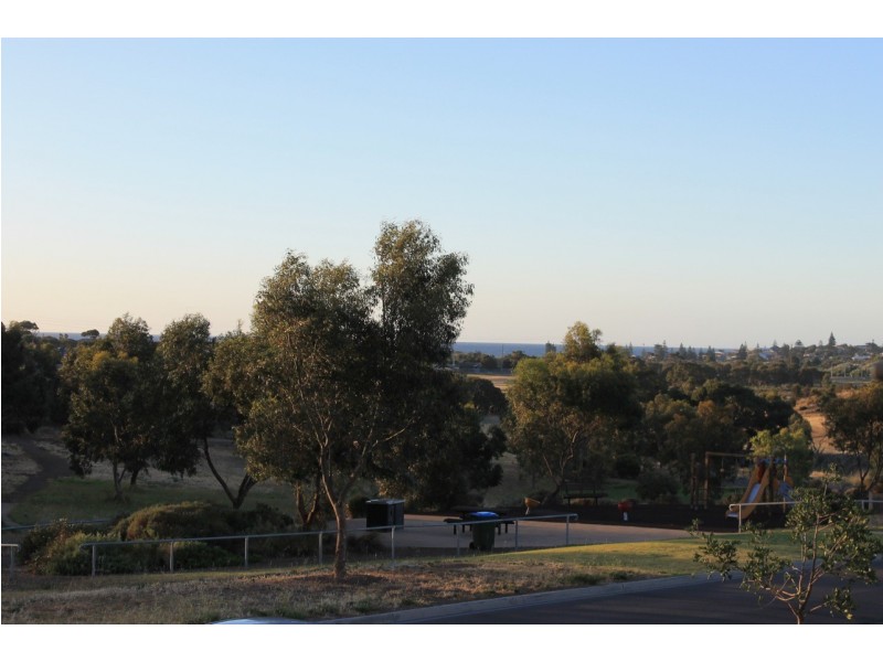 13 Byron Bay Boulevard, Seaford Rise SA 5169