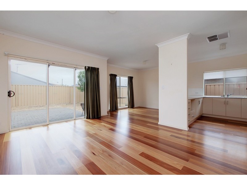 6 Buoy Crescent, Seaford Meadows SA 5169