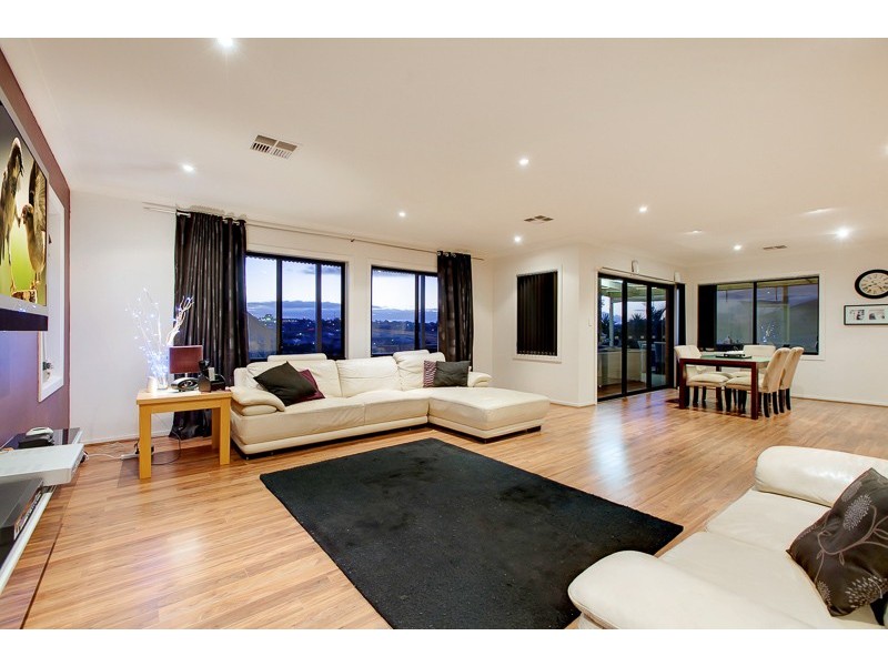 93 Grand Boulevard, Seaford Rise SA 5169