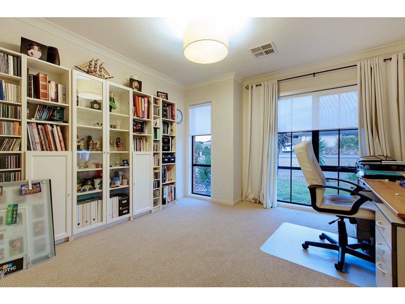 93 Grand Boulevard, Seaford Rise SA 5169