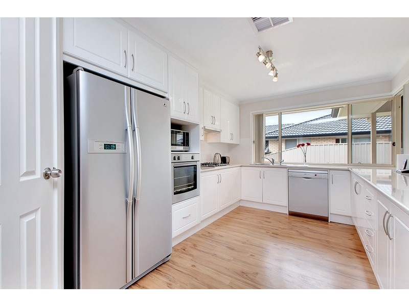 22 Cairns Way, Seaford Rise SA 5169