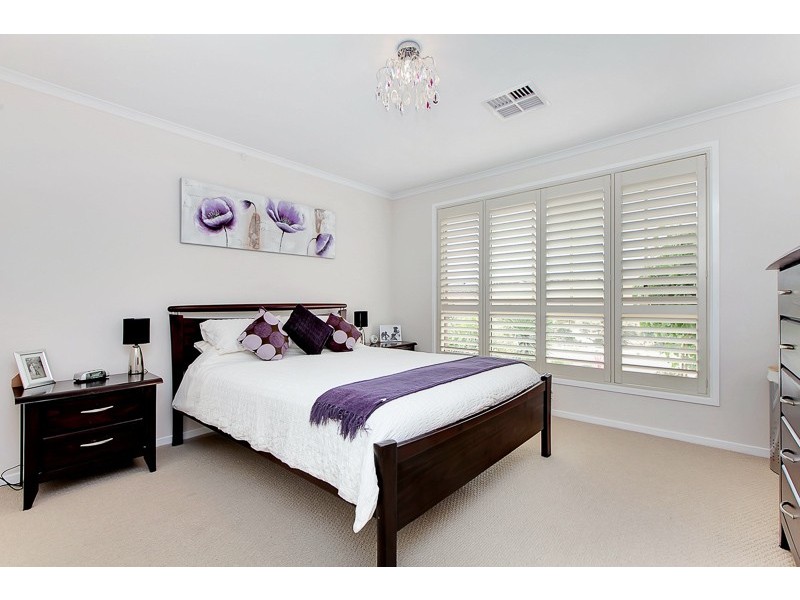 22 Cairns Way, Seaford Rise SA 5169