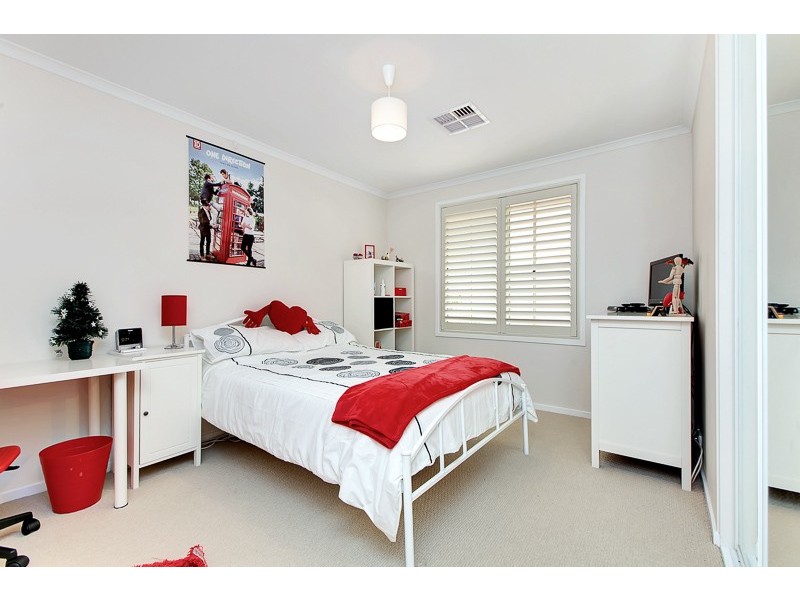 22 Cairns Way, Seaford Rise SA 5169