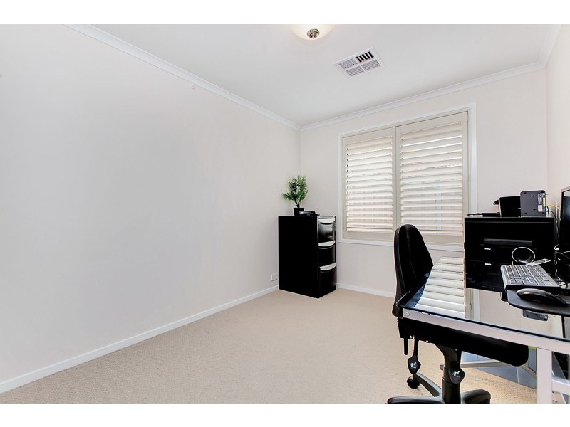 22 Cairns Way, Seaford Rise SA 5169