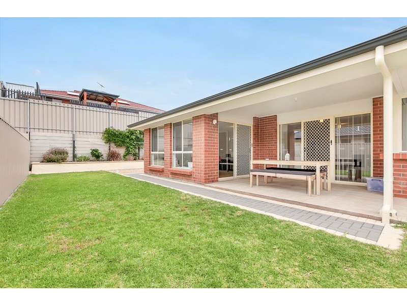 22 Cairns Way, Seaford Rise SA 5169