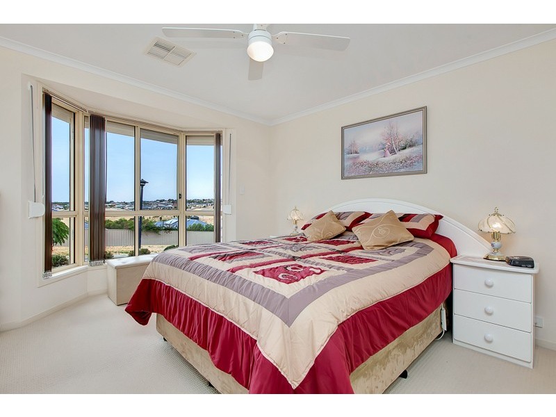 18 Albany Way, Seaford Rise SA 5169