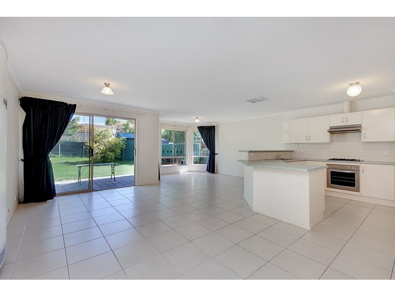 18A Regent Street, Moana SA 5169