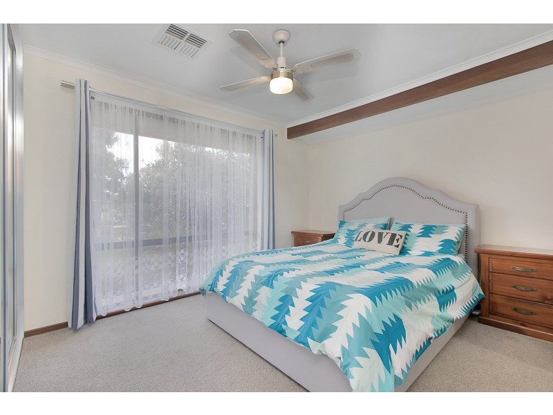 5 Seaview Court, Morphett Vale SA 5162