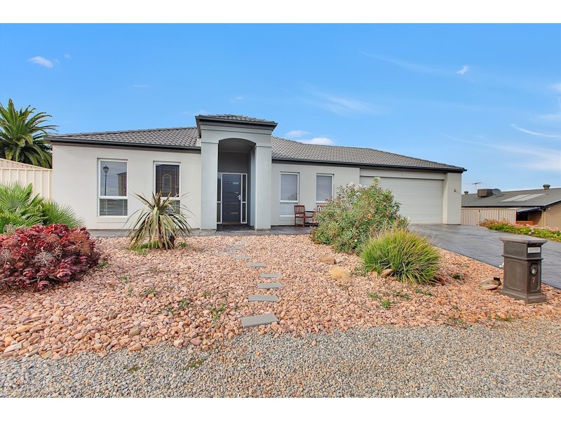 7 Sandano Avenue, Sellicks Beach SA 5174