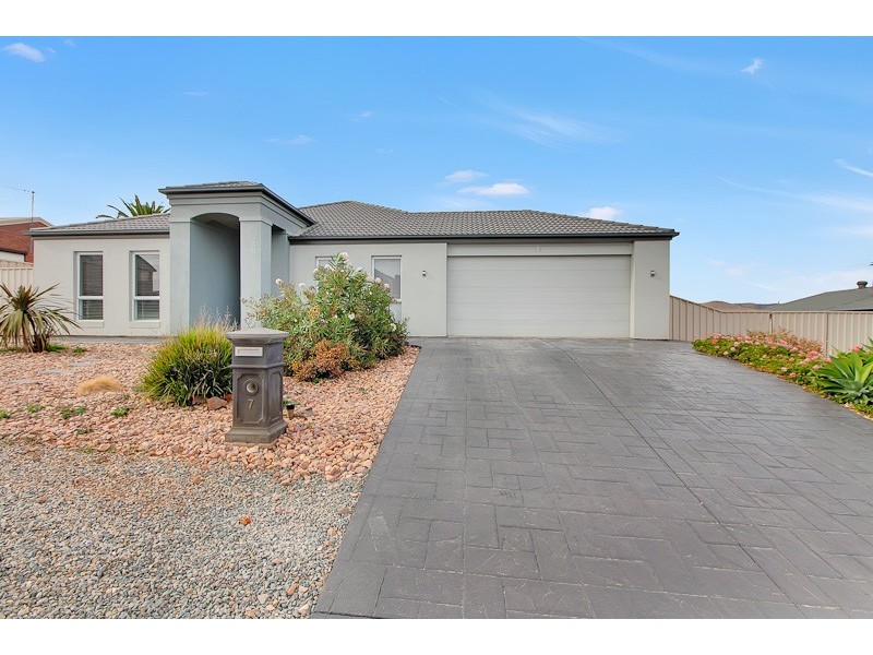 7 Sandano Avenue, Sellicks Beach SA 5174