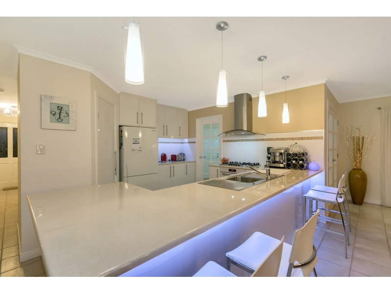 29 Augusta Drive, Seaford Rise SA 5169