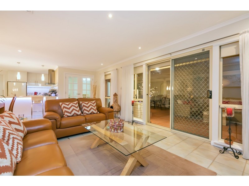 29 Augusta Drive, Seaford Rise SA 5169