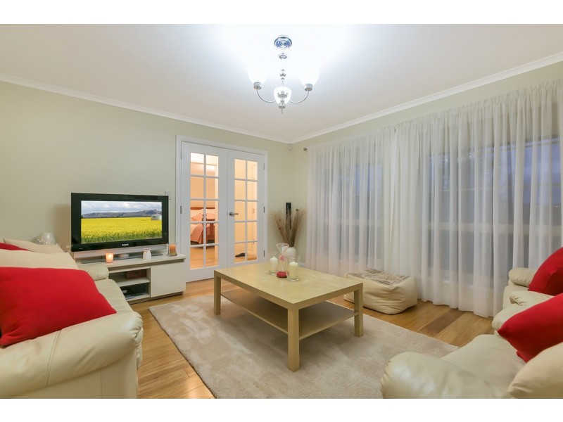 29 Augusta Drive, Seaford Rise SA 5169