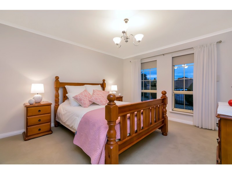 29 Augusta Drive, Seaford Rise SA 5169