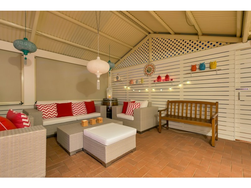 29 Augusta Drive, Seaford Rise SA 5169