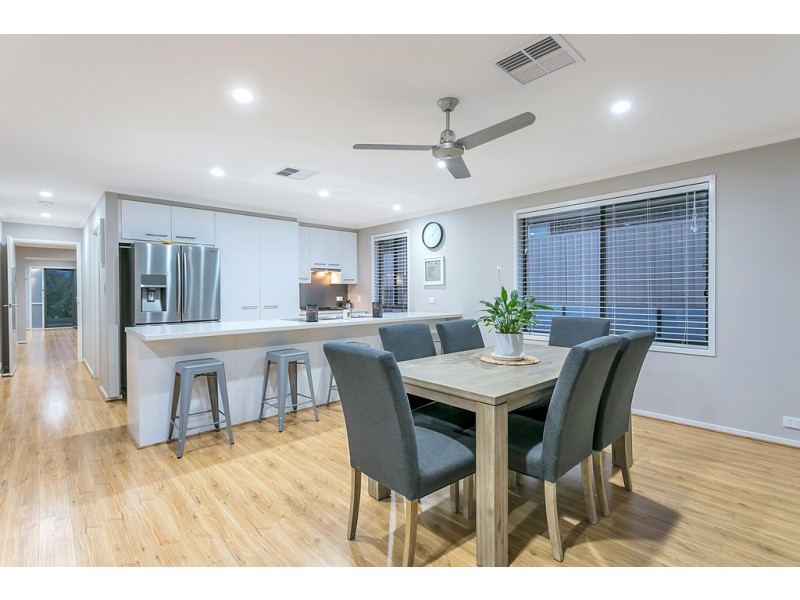 83 Beachport Road, Seaford Rise SA 5169