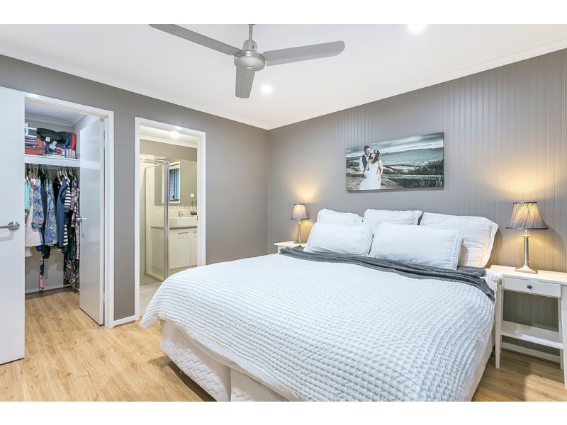 83 Beachport Road, Seaford Rise SA 5169