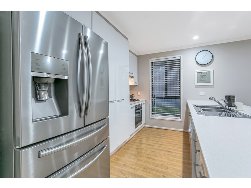 83 Beachport Road, Seaford Rise SA 5169