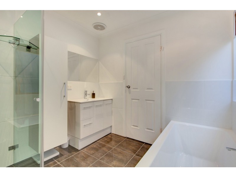 20 Shoalwater Close, Seaford Rise SA 5169