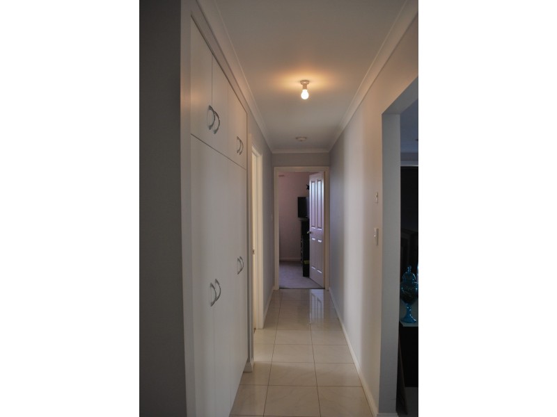 24 Daintree Drive, Seaford Rise SA 5169