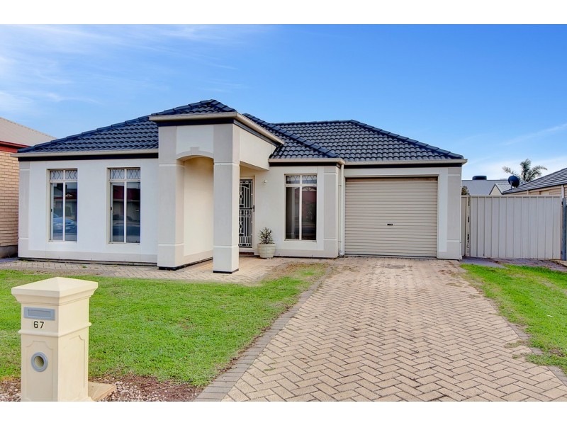 67 Pridham Boulevard, Aldinga Beach SA 5173
