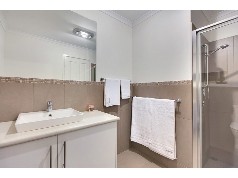 18 Portsea Drive, Seaford Rise SA 5169