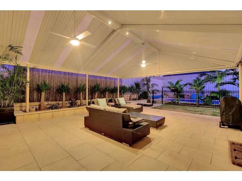 18 Portsea Drive, Seaford Rise SA 5169