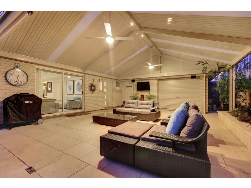 18 Portsea Drive, Seaford Rise SA 5169