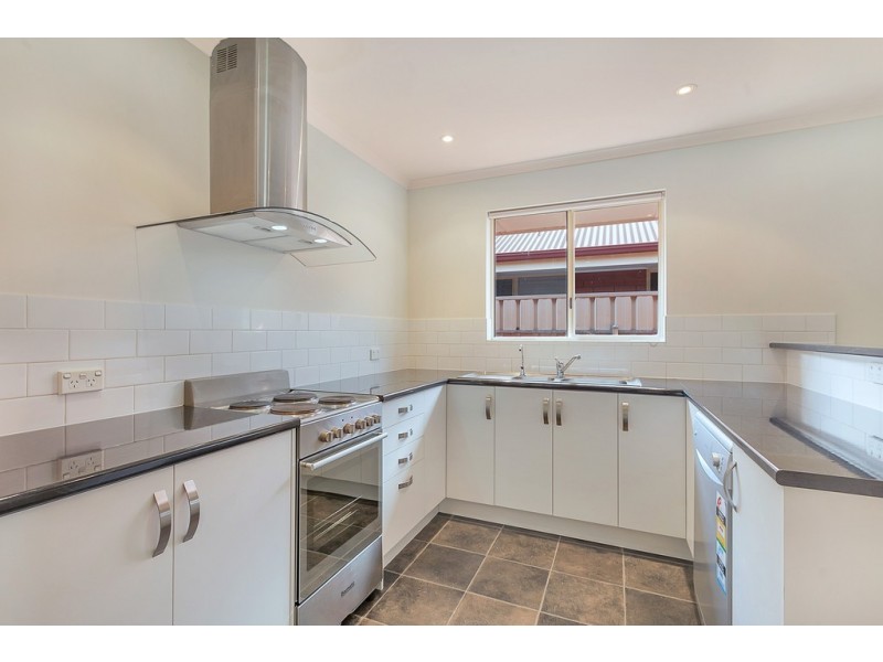 70 Dalkeith Road, Seaford Rise SA 5169